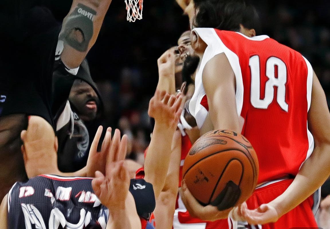 NBA季后赛巅峰对决：公牛VS凯尔特人精彩瞬间解析